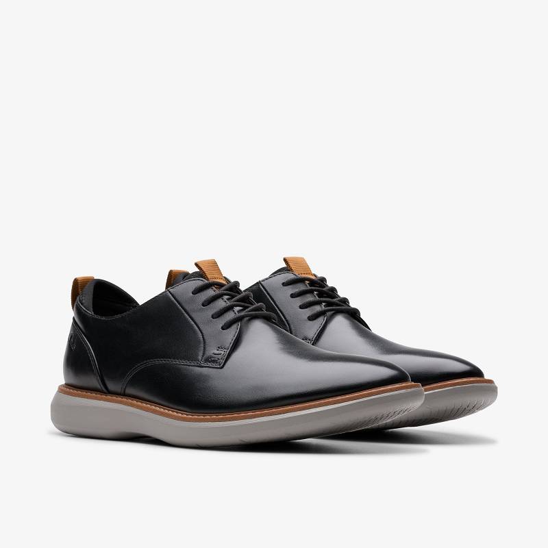 Clarks Brantin Plain Negras | CLKS-84315