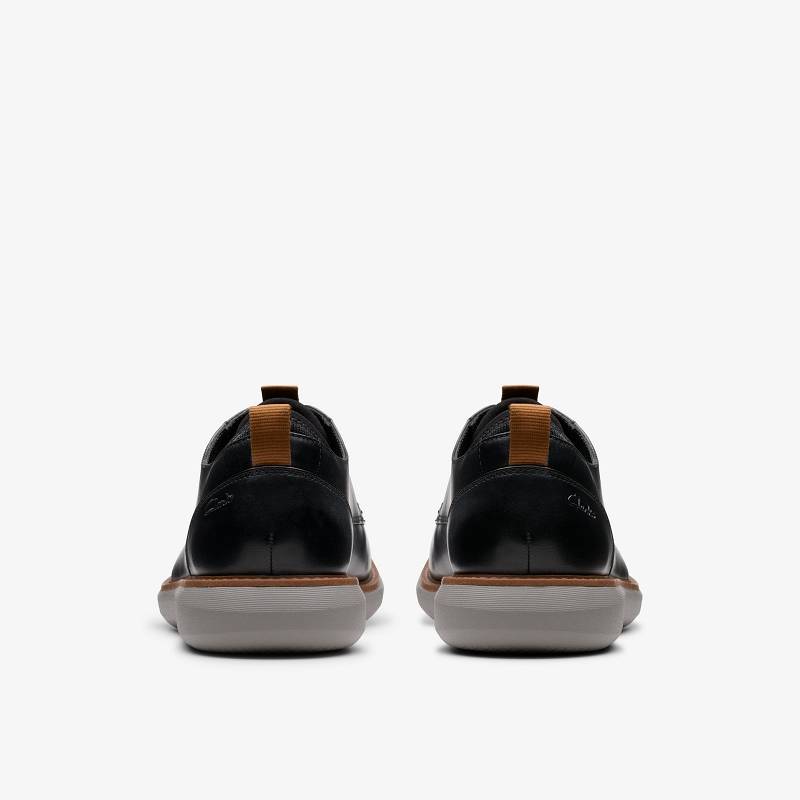 Clarks Brantin Plain Negras | CLKS-84315